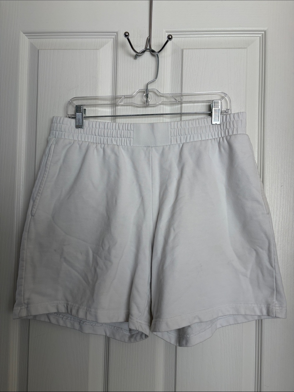 Alexander McQueen  - White Elastic-Waist Casual Sweat Shorts.